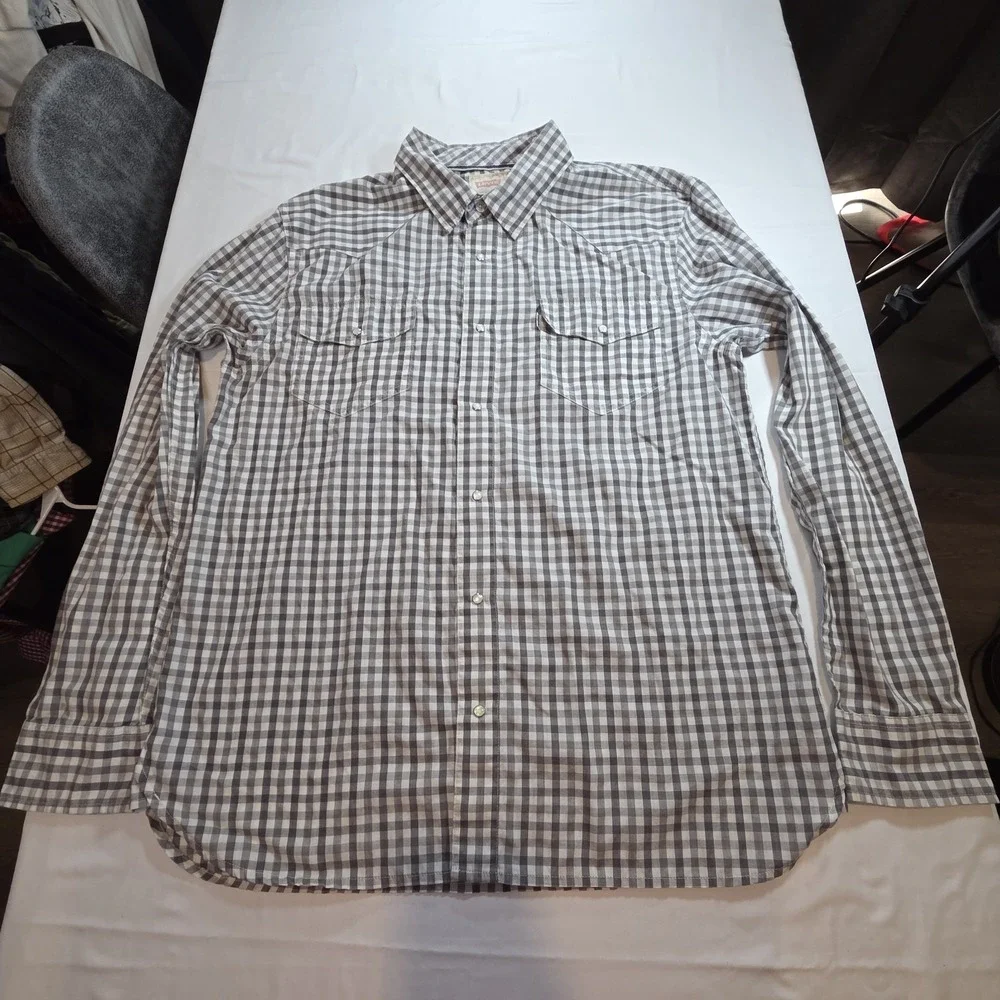 Levi's Strauss & Co Western Gray And White Checked Buttoned Western Shirt XL